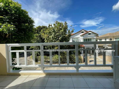 Nantawan Rama 9-Onnut, Bangkok, Thailand Nantawan Rama 9-Onnut, Bangkok, Thailand