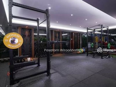 Vanicha Park Langsuan, Bangkok, Thailand Vanicha Park Langsuan, Bangkok, Thailand