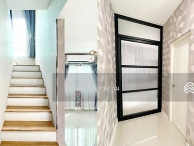 Concordian International (1 km.) MRT Sri Lasalle (4.5 km.), Samut Prakan, Thailand Concordian International (1 km.) MRT Sri Lasalle (4.5 km.), Samut Prakan, Thailand