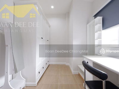 Gehäuse In San Kamphaeng, Thailand Gehäuse In San Kamphaeng, Thailand