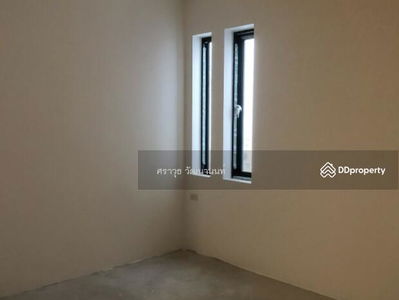 Single house, Bang Wa, Ratchaphruek Road, Bangkok, Thailand Single house, Bang Wa, Ratchaphruek Road, Bangkok, Thailand