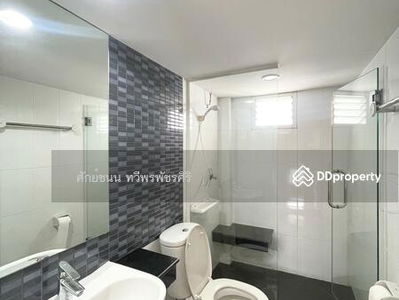 Lat Phrao 64, Intersection 7, Bangkok, Thailand Lat Phrao 64, Intersection 7, Bangkok, Thailand