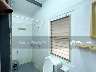 Lat Phrao 64, Intersection 7, Bangkok, Thailand Lat Phrao 64, Intersection 7, Bangkok, Thailand