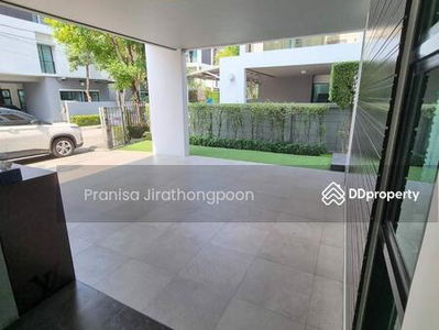 Baan Lumpini Suanluang Rama 9 Phase 2, Bangkok, Thailand Baan Lumpini Suanluang Rama 9 Phase 2, Bangkok, Thailand