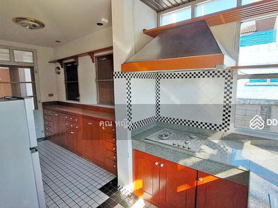 Logement dans Chiang Mai, Thailand Logement dans Chiang Mai, Thailand