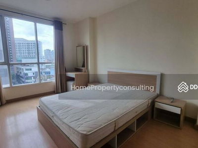 Life @ Sukhumvit 65, Bangkok, Thailand Life @ Sukhumvit 65, Bangkok, Thailand