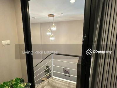 Metro Sky Prachachuen, Bangkok, Thailand Metro Sky Prachachuen, Bangkok, Thailand