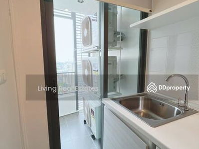 Metro Sky Prachachuen, Bangkok, Thailand Metro Sky Prachachuen, Bangkok, Thailand