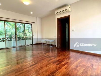 Thai House private pool for rent Ekamai Rama9, Bangkok, Thailand Thai House private pool for rent Ekamai Rama9, Bangkok, Thailand