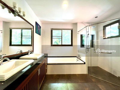 Thai House private pool for rent Ekamai Rama9, Bangkok, Thailand Thai House private pool for rent Ekamai Rama9, Bangkok, Thailand