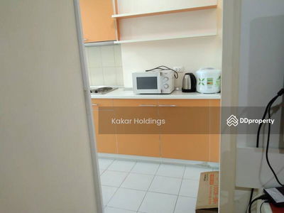 Life @ Sukhumvit 65, Bangkok, Thailand Life @ Sukhumvit 65, Bangkok, Thailand