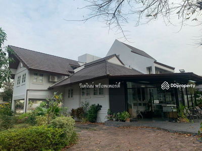 Single house, Sukhumvit 101, Punnawithi 12, Bangkok, Thailand Single house, Sukhumvit 101, Punnawithi 12, Bangkok, Thailand