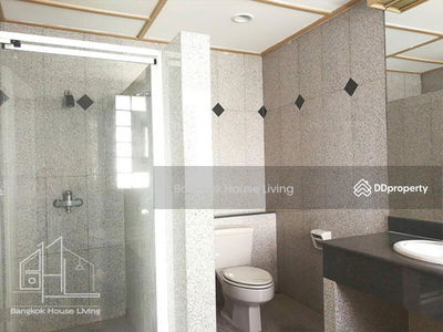 Charoenjai Place, Bangkok, Thailand Charoenjai Place, Bangkok, Thailand