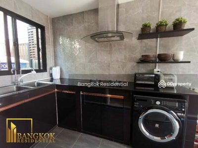 The Plant Exclusique - 3 Bedroom House in Pattanakarn 44, Bangkok, Thailand The Plant Exclusique - 3 Bedroom House in Pattanakarn 44, Bangkok, Thailand