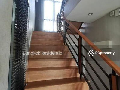 The Plant Exclusique - 3 Bedroom House in Pattanakarn 44, Bangkok, Thailand The Plant Exclusique - 3 Bedroom House in Pattanakarn 44, Bangkok, Thailand