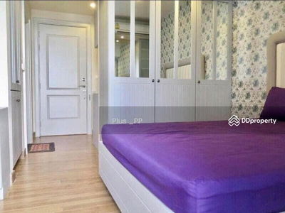 The Editor Vertical Village Sapankwai, Bangkok, Thailand The Editor Vertical Village Sapankwai, Bangkok, Thailand