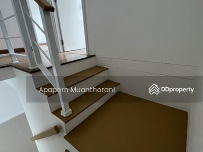 Pruksa102, Nakhon Pathom, Thailand Pruksa102, Nakhon Pathom, Thailand