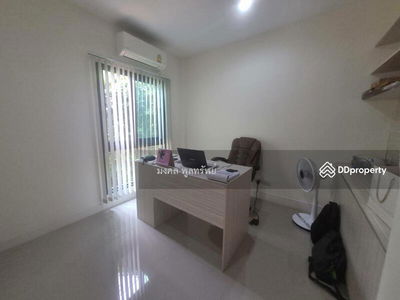 Twin house for rent city center village Sathorn-Suksawat Suksawat 39, Samut Prakan, Thailand Twin house for rent city center village Sathorn-Suksawat Suksawat 39, Samut Prakan, Thailand