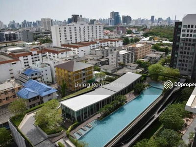 Fuse Mobius Ramkhamhaeng Klongton, Bangkok, Thailand Fuse Mobius Ramkhamhaeng Klongton, Bangkok, Thailand