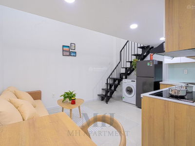 Khanh Hoi Street, Vietnam  Khanh Hoi Street, Vietnam