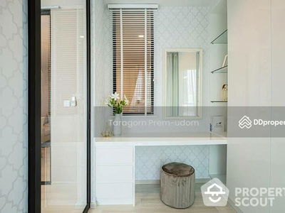 Life One Wireless, Bangkok, Thailand Life One Wireless, Bangkok, Thailand