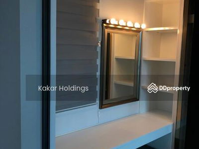 Life One Wireless, Bangkok, Thailand Life One Wireless, Bangkok, Thailand