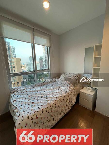 Life @ Ratchada-Huai Khwang, Bangkok, Thailand Life @ Ratchada-Huai Khwang, Bangkok, Thailand