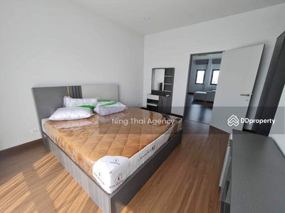 The City Sukhumvit-Bangna, Bangkok, Thailand The City Sukhumvit-Bangna, Bangkok, Thailand