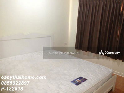 Lumpini Ville Cultural Center, Bangkok, Thailand Lumpini Ville Cultural Center, Bangkok, Thailand