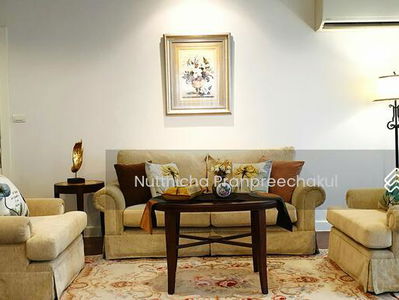 Piyathip Place, Bangkok, Thailand Piyathip Place, Bangkok, Thailand