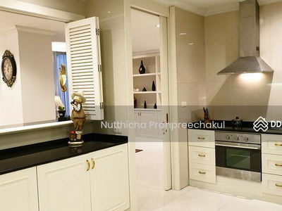 Piyathip Place, Bangkok, Thailand Piyathip Place, Bangkok, Thailand