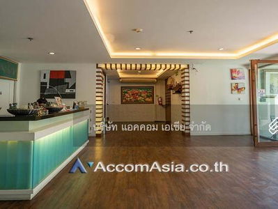 Pet friendly 3 Bedrooms Apartment For Rent in Silom, near BTS Surasak 13001923, Bangkok, Thailand Pet friendly 3 Bedrooms Apartment For Rent in Silom, near BTS Surasak 13001923, Bangkok, Thailand