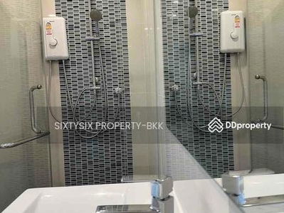 The Sky Sukhumvit - Udomsuk Station, Bangkok, Thailand The Sky Sukhumvit - Udomsuk Station, Bangkok, Thailand