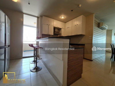 Piyathip Place, Bangkok, Thailand Piyathip Place, Bangkok, Thailand