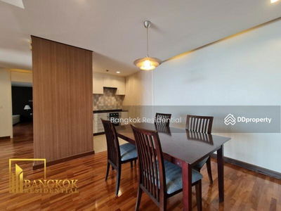 Newton Tower, Bangkok, Thailand Newton Tower, Bangkok, Thailand