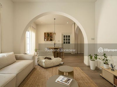 Spacious 4-Br House near BTS Thong Lor, Bangkok, Thailand Spacious 4-Br House near BTS Thong Lor, Bangkok, Thailand