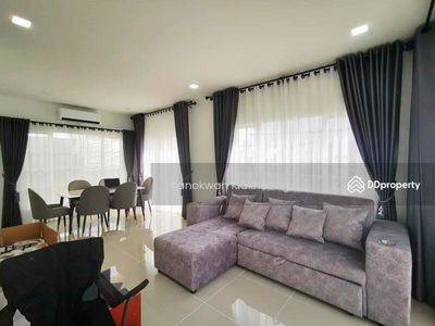 Golden Neo Bangna-Suan Luang, Bangkok, Thailand Golden Neo Bangna-Suan Luang, Bangkok, Thailand