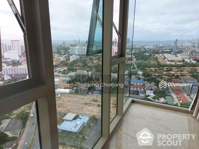 Reflection Jomtien Beach, Pattaya, Thailand Reflection Jomtien Beach, Pattaya, Thailand