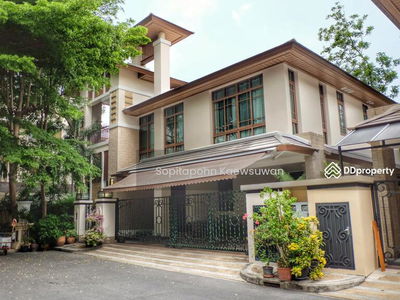 Baan Sansiri Sukhumvit 67, Bangkok
