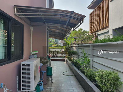 Aqua Divina Village, Bangkok, Thailand Aqua Divina Village, Bangkok, Thailand