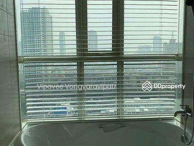 The LightHouse Sathorn–Chareonnakorn, Bangkok, Thailand The LightHouse Sathorn–Chareonnakorn, Bangkok, Thailand