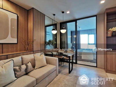 Life One Wireless, Bangkok, Thailand Life One Wireless, Bangkok, Thailand