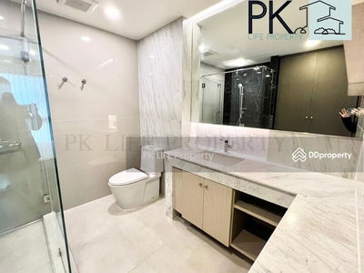 Gehäuse In Kathu, Thailand Gehäuse In Kathu, Thailand