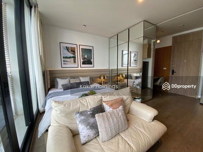 Park Origin Phrom Phong, Bangkok, Thailand Park Origin Phrom Phong, Bangkok, Thailand