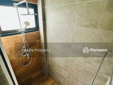 Alojamiento en Ban Ratsada, Thailand Alojamiento en Ban Ratsada, Thailand