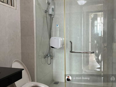 Hoang Anh Thanh Binh, Vietnam Hoang Anh Thanh Binh, Vietnam