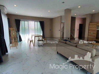 Grand Bangkok Boulevard Vibhavadi, Bangkok, Thailand Grand Bangkok Boulevard Vibhavadi, Bangkok, Thailand