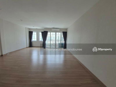 The Master @BTS Udomsuk, Bangkok, Thailand The Master @BTS Udomsuk, Bangkok, Thailand