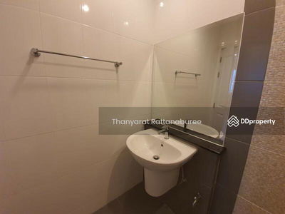 The Master @BTS Udomsuk, Bangkok, Thailand The Master @BTS Udomsuk, Bangkok, Thailand