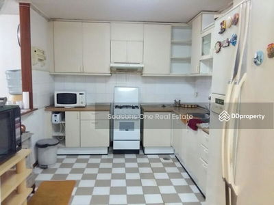 3 bedrooms for rent in Soi Sukhumvit 15, Bangkok., Thailand 3 bedrooms for rent in Soi Sukhumvit 15, Bangkok., Thailand